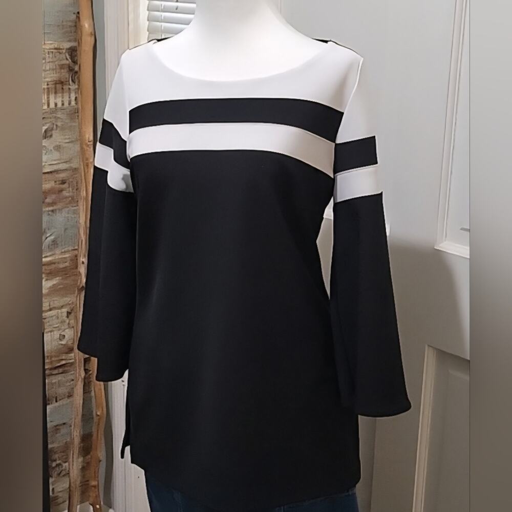 Boston Proper Stretch Tunic Top , Bell Boho Sleeves,Womens Sz S, Black & White